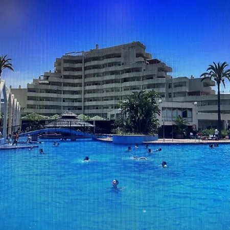 Benalbeach 2bdr Beach100m 5 Pools Gardens Benalmadena