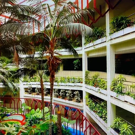 Apartment Benalbeach 2bdr Beach100m 5 Pools Gardens