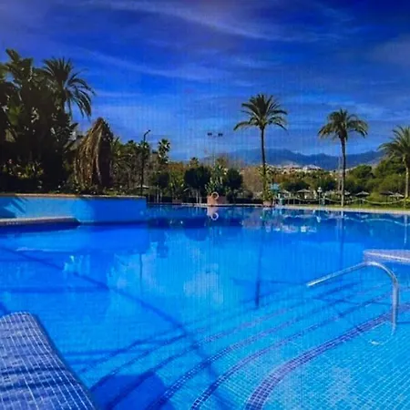 Benalbeach 2bdr Beach100m 5 Pools Gardens Benalmadena