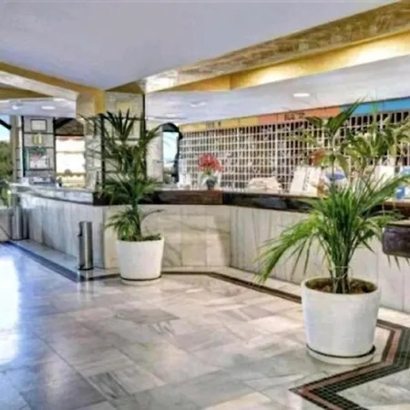 Benalbeach 2bdr Beach100m 5 Pools Gardens Benalmadena