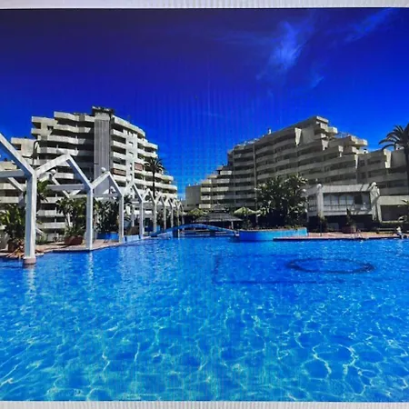 Benalbeach 2bdr Beach100m 5 Pools Gardens *