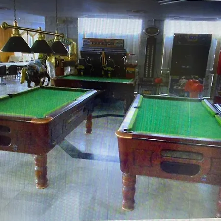 Benalbeach 2bdr Beach100m 5 Pools Gardens *